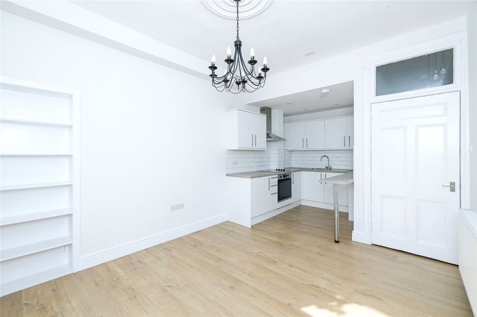 Main image of 2 bedroom Flat for sale, Parsons Green Terrace, Edinburgh, Midlothian, EH8