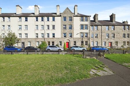2 bedroom  Flat for sale