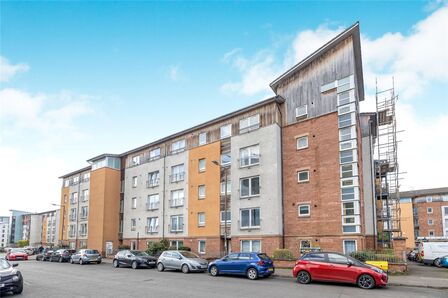 Albion Gardens, 1 bedroom  Flat for sale, £195,000