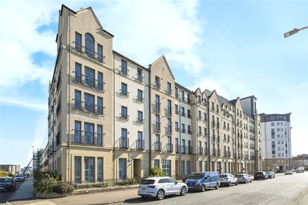 2 bedroom  Flat for sale