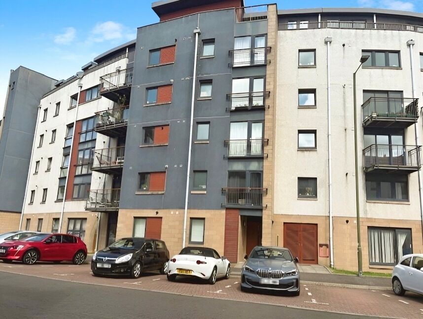 2 bedroom  Flat for sale
