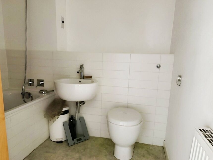 Image 9