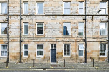 1 bedroom  Flat for sale