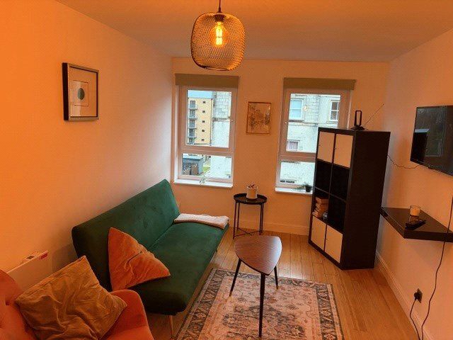 Main image of 1 bedroom Flat to rent, Murano Place, Edinburgh, Midlothian, EH7