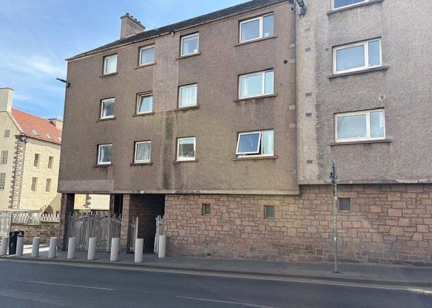 Main image of 1 bedroom Flat for sale, Canongate, Edinburgh, Midlothian, EH8
