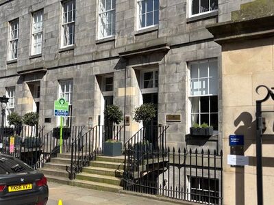 Rutland Square, 1 bedroom Flat for sale, &pound;170,000