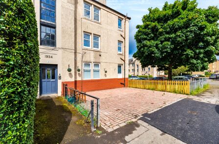St. Clair Road, 2 bedroom Flat for sale, &pound;210,000