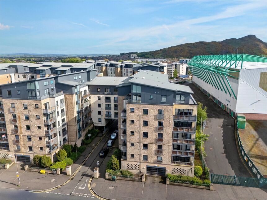 Main image of 2 bedroom Flat for sale, Hawkhill Close, Edinburgh, Midlothian, EH7