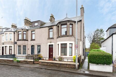 Waggon Road, 2 bedroom  Flat for sale, £75,000