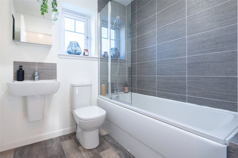 4 bedroom Detached House for sale, Law View, Leven, KY8 £300,000