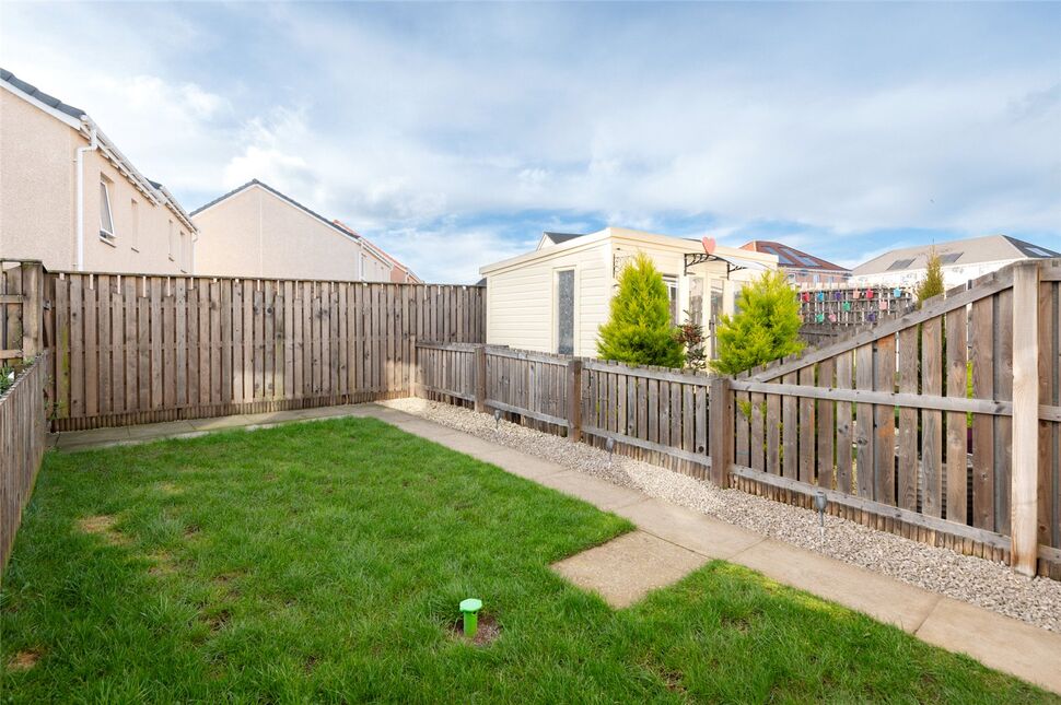 2 bedroom Mid Terrace House for sale, Ewing Place, Leven, KY8 £160,000