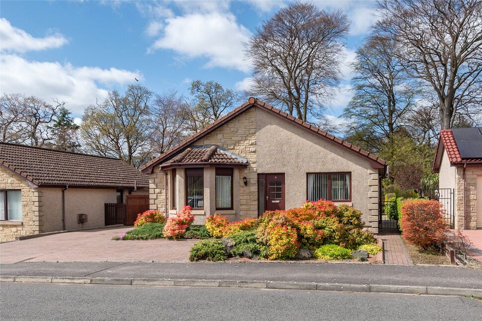 3 bedroom Detached Bungalow for sale, Lundin View, Leven, KY8 £260,000