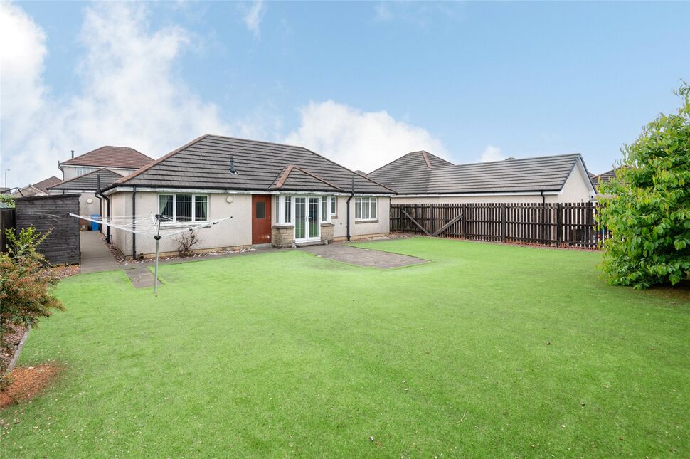 4 bedroom Detached Bungalow for sale, Vettriano Vale, Leven, KY8 £265,000