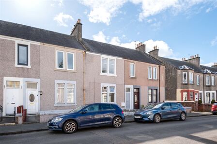 Durward Street, 1 bedroom Flat for sale, &pound;72,000