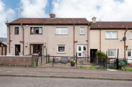 2 bedroom Mid Terrace House for sale