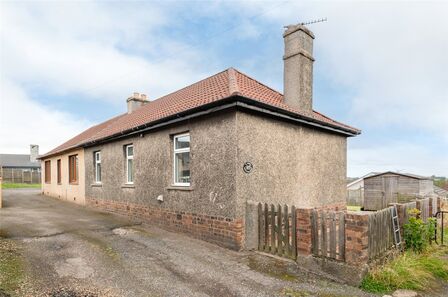 2 bedroom Semi Detached Bungalow for sale