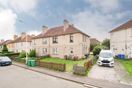 Dewar Drive, 2 bedroom  Flat for sale, £80,000