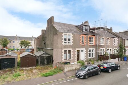 Taylor Street, 2 bedroom  Flat for sale, £62,000
