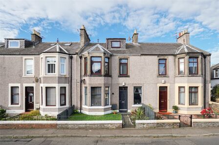 Waggon Road, 3 bedroom  Flat for sale, £120,000