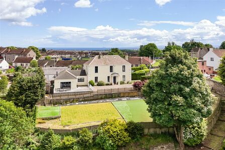 The Causeway, 4 bedroom Detached House for sale, &pound;425,000