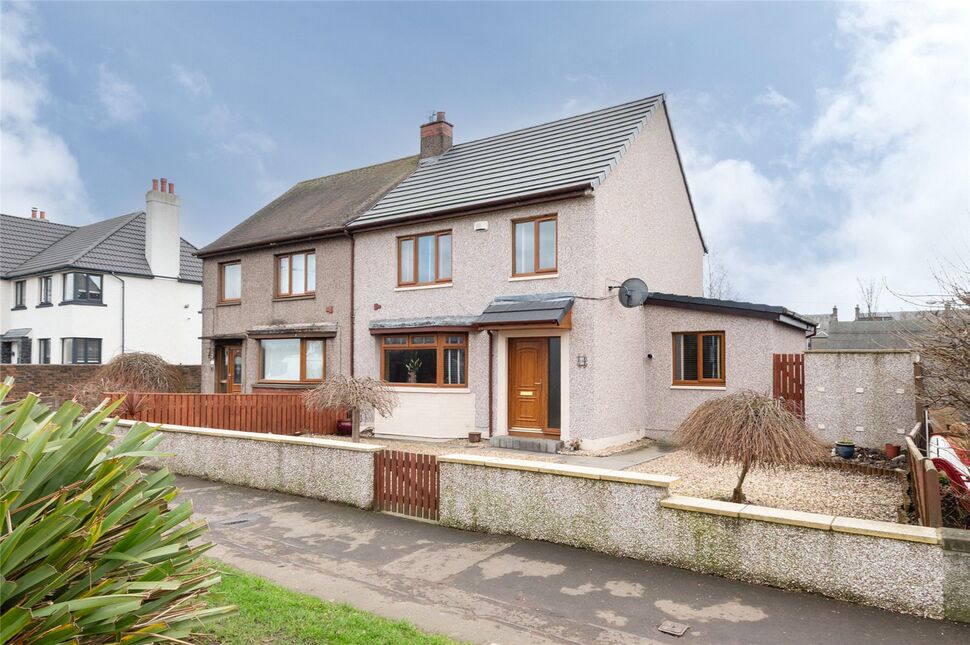 Main image of 4 bedroom Semi Detached House for sale, Kinnarchie Crescent, Methil, Fife, KY8