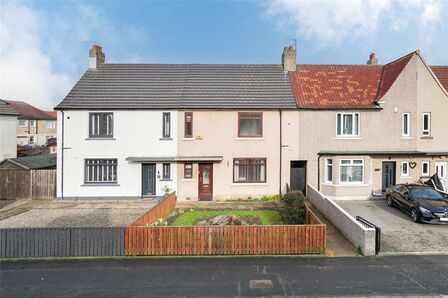 3 bedroom Mid Terrace House for sale