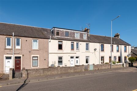 Blackwood Place, 3 bedroom Flat for sale, &pound;82,000