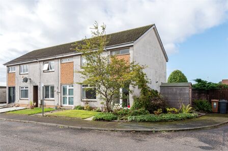 2 bedroom End Terrace House for sale
