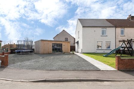 3 bedroom End Terrace House for sale