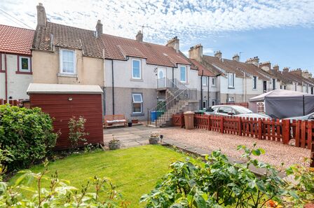 Forth Street, 2 bedroom Flat for sale, &pound;76,000
