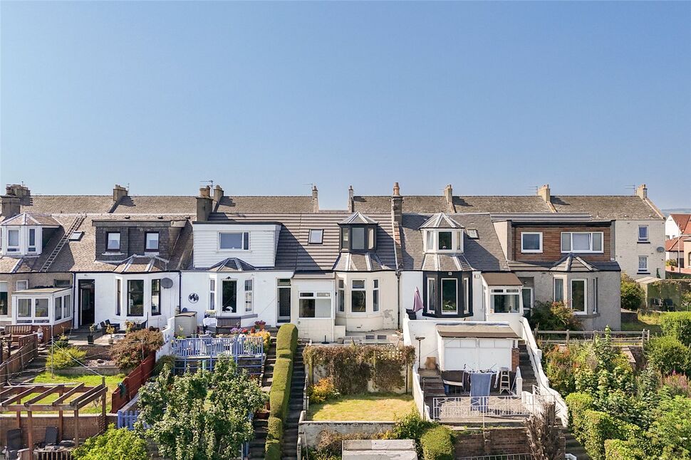 2 bedroom Mid Terrace House for sale