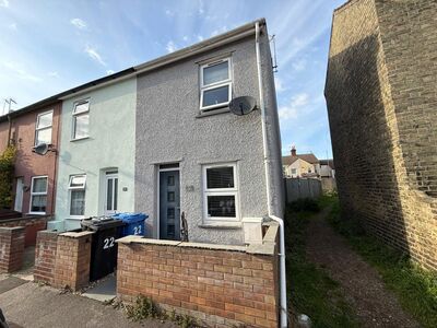 3 bedroom End Terrace House to rent