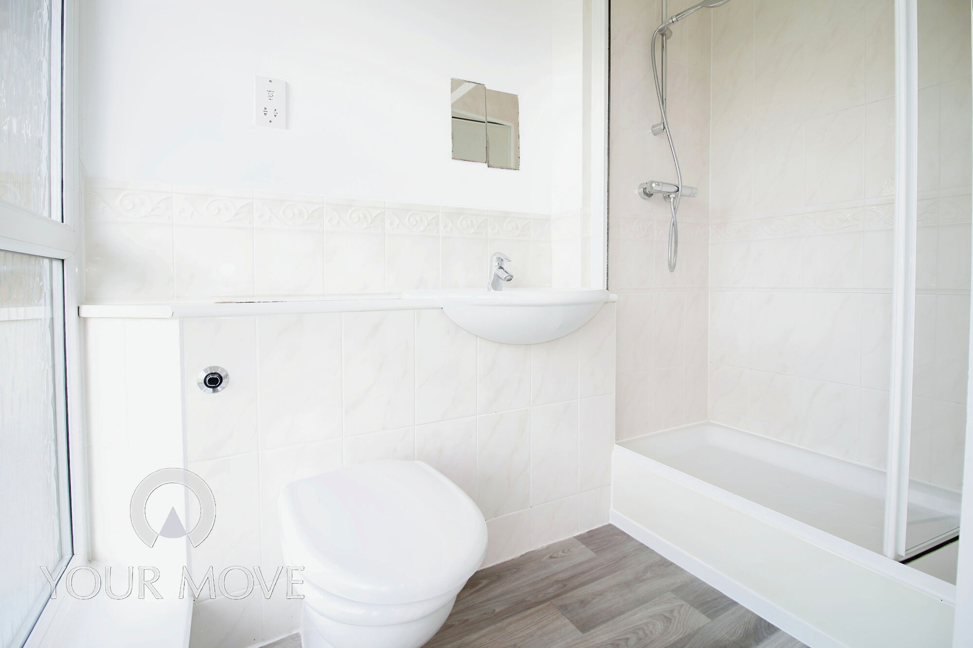 Floorplan of 2 bedroom Flat to rent, Lightermans Way, Greenhithe, Kent, DA9