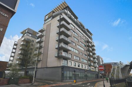 2 bedroom  Flat to rent