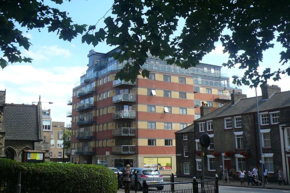 Main image of 2 bedroom Flat to rent, St. Swithins Square, Lincoln, LN2