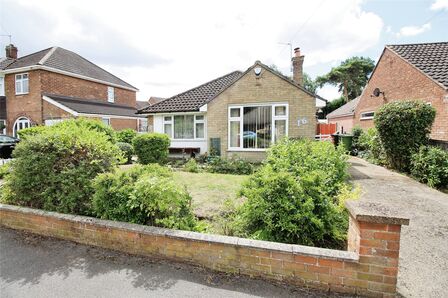 Westwood Drive, 3 bedroom Detached Bungalow for sale, £250,000