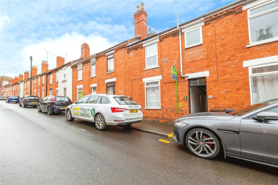 Main image of 2 bedroom Mid Terrace House for sale, Belmont Street, Lincoln, Lincolnshire, LN2
