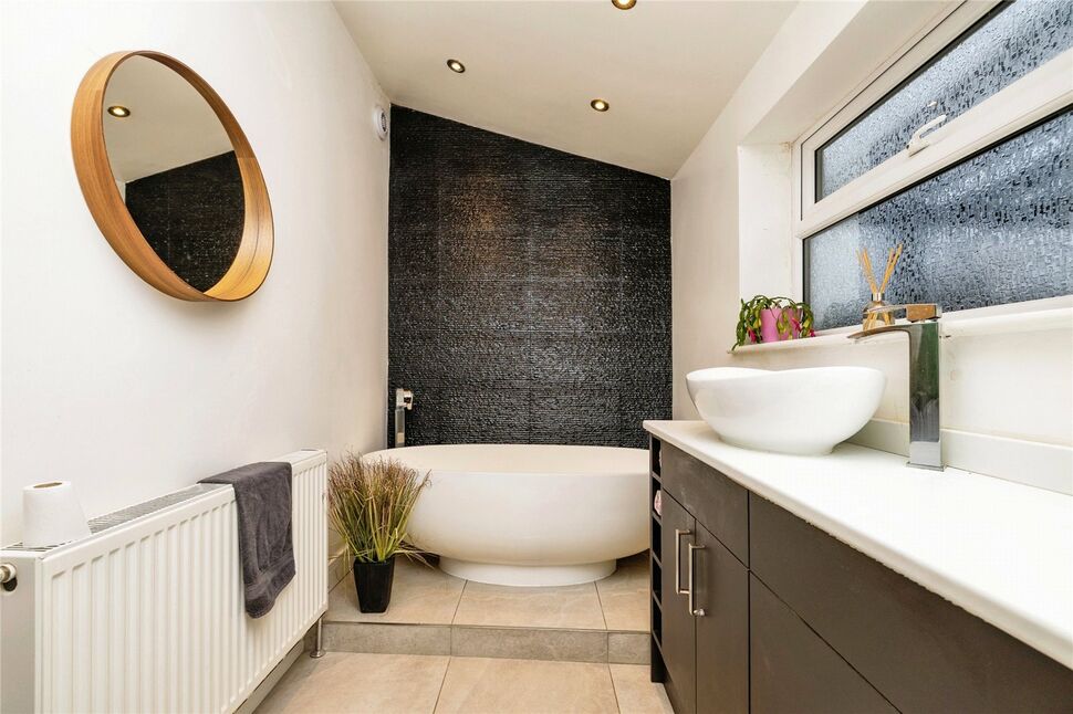 3 bedroom Semi Detached House for sale, Ferry Road, Fiskerton, LN3 £