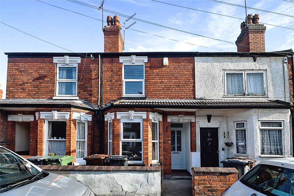 Main image of 3 bedroom Mid Terrace House for sale, Fleet Street, Lincoln, Lincolnshire, LN1