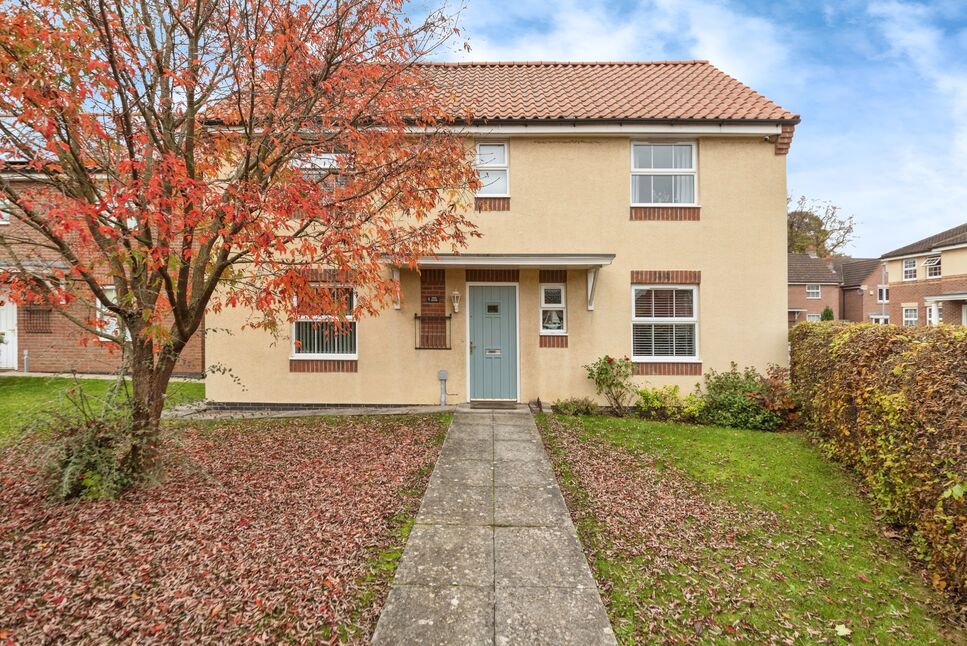 Main image of 4 bedroom Detached House for sale, Pine Close, Fernwood, Nottinghamshire, NG24