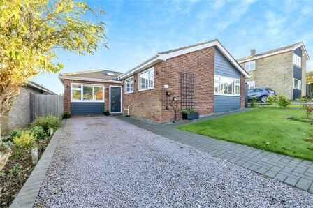 Granson Way, 3 bedroom Detached Bungalow for sale, £355,000