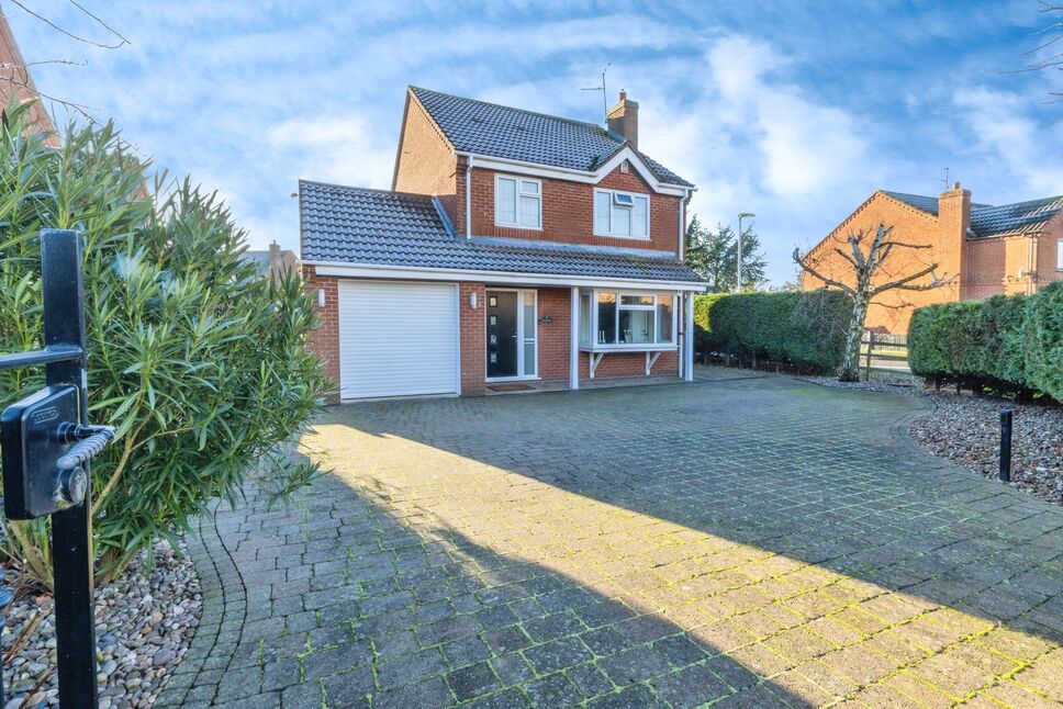 Main image of 4 bedroom Detached House for sale, Dunham Road, Newton-on-Trent, Lincolnshire, LN1