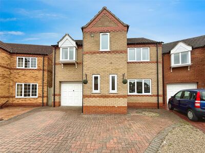 Mallory Close, 3 bedroom Detached House to rent, £1,250 pcm