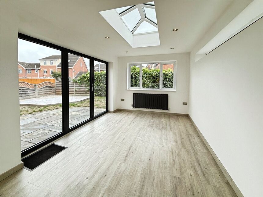 Sun Room / Dining Room