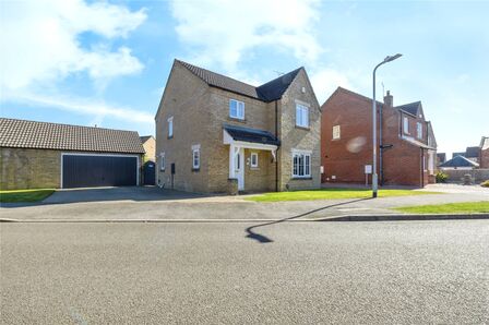 Cambrian Way, 4 bedroom Detached House for sale, £350,000