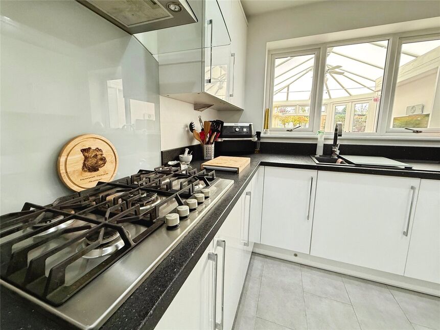 Kitchen / Diner