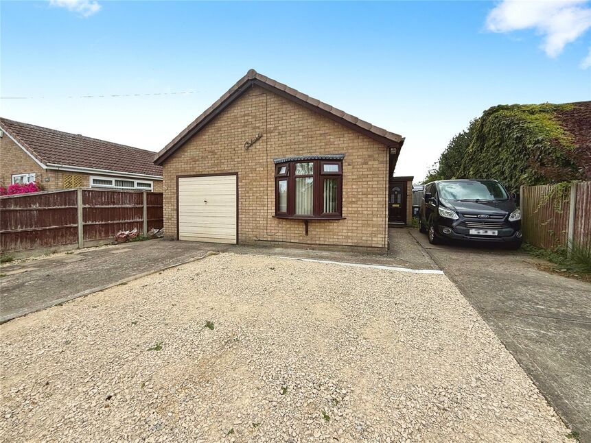 Main image of 3 bedroom Detached Bungalow for sale, Coopers Holt Close, Skellingthorpe, Lincolnshire, LN6