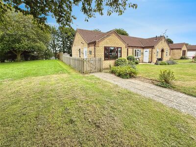 2 bedroom Semi Detached Bungalow for sale