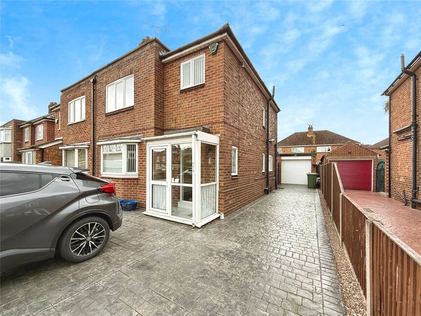 Main image of 3 bedroom Semi Detached House for sale, Doddington Road, Lincoln, Lincolnshire, LN6