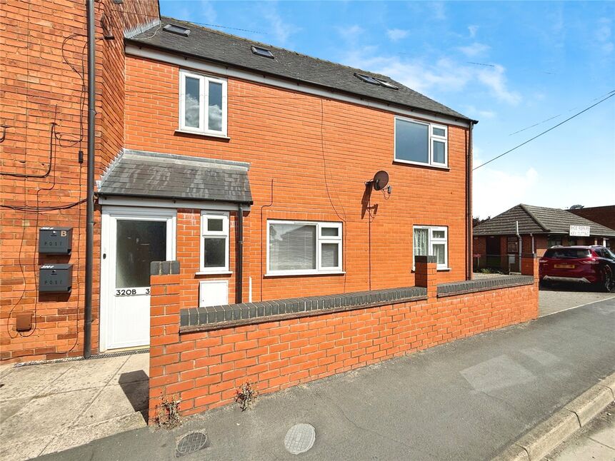 Main image of 2 bedroom  Flat to rent, Newark Road, North Hykeham, Lincolnshire, LN6